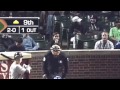 Man makes faces in baseball match (hombre hace caras en partido de béisbol) 18/09/2012