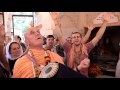 Visiting The First Temple in Vrindavan with Indradyumna Swami