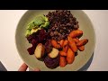 What I eat in a week as a Naturapthic Doctor// how to implement healthy eating into your life