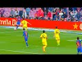 Neymar invents dribbling never seen in football!