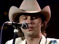 Dwight Yoakam - 