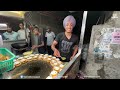 30/- Rs Street Food India | Speedy Singh ke Viral Nibba Nibbi Burgers makhan maarke