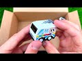トミカ『緊急車両＆建設車両』ミニカーと同じ絵柄の箱に収納です☆ Tomica Mini Car Truck & Emergency Vehicles Stored in a Box!