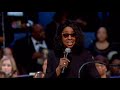 Gladys Knight performs at Aretha Franklin Funeral