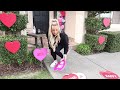 VALENTINE'S DAY FRONT YARD DECORATE WITH ME // DOLLAR STORE DIY HEART ARCH