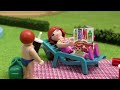 Playmobil Familie Hauser - Spielplatz Parkour mit Wasserballon - Geschichte mit Anna und Lena
