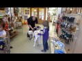 3 Pit Bulls in a Pet Store! ** MUST WATCH**