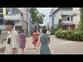 傍晚的佳海工業園，打工男女的幸福之地。 Streets of Wuhan on Tuesday, August 6, 2024.