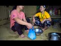 Home made Chicken MO: MO: Cooking & eating in village kitchen with family || momos recipe eating