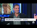 Most luxury real estate buyers are using cash, says The Agency CEO Mauricio Umansky