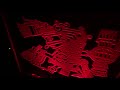 Tezcatlipoca - iluminación roja en pieza de acrílico