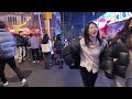 [4K SEOUL KOREA] 2024년을 기념하려고 서울 홍대 거리에는 엄청난 인파로 난리 났네요 😎😎😎새해 복 많이 받으세요 👏👏👏#2024#HAPPY NEW YEAR