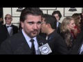 O astro Juanes no Red Carpet do #GrammyNaTNT