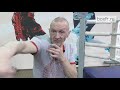 Boxing: long distance right hook