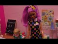 Summer Art Camp ! Elsa & Anna toddlers - crafts - painting - Barbie dolls