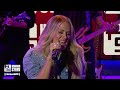 Carrie Underwood “She Don’t Know” Live on the Howard Stern Show