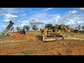 27Episode old project!! Bulldozers D60rx with car15ton truck.