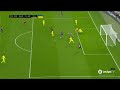Robert Lewandowski shocks entire crowd with insane goal vs Villarreal !