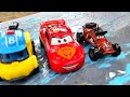 Clean up muddy minicar falling into the water & a convoys disney cars! Play in the garden