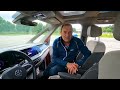 Volkswagen Multivan eHybrid (2022) Review - 40.000 euro goedkoper dan zijn voorganger - AutoRAI TV