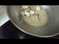 stir fry clams ginger,garlic and small onion#delicious @lesfaidavlog6610