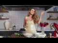 Blake Lively Makes Her Key Lime Pie | Now Serving | Vogue