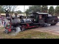 Maria Fumaça - Trem turístico da E.F.O.M. em Tiradentes/MG chegando e partindo após realizar manobra