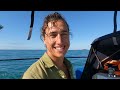 JOSH OF ALL TRADES: When the outboard motor fails! Great Keppel Island - Episode 27