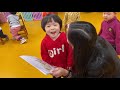 TEACHING ENGLISH IN CHINA| 3-4 YEARLS OLD | TEACHING KINDERGARTEN ENGLISH
