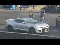 Tesla Plaid vs Hellcat- drag racing