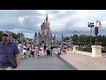 Magic Kingdom Walt Disney World Walk down Main Street Magical Castle Walt @SistersPlayPretend
