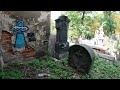 Crumbling mausoleum's and exposed cremated remains | Prague