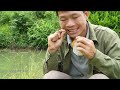 Curious about the boy in his belly - The couple harvested the fruit, Fishing Cooking